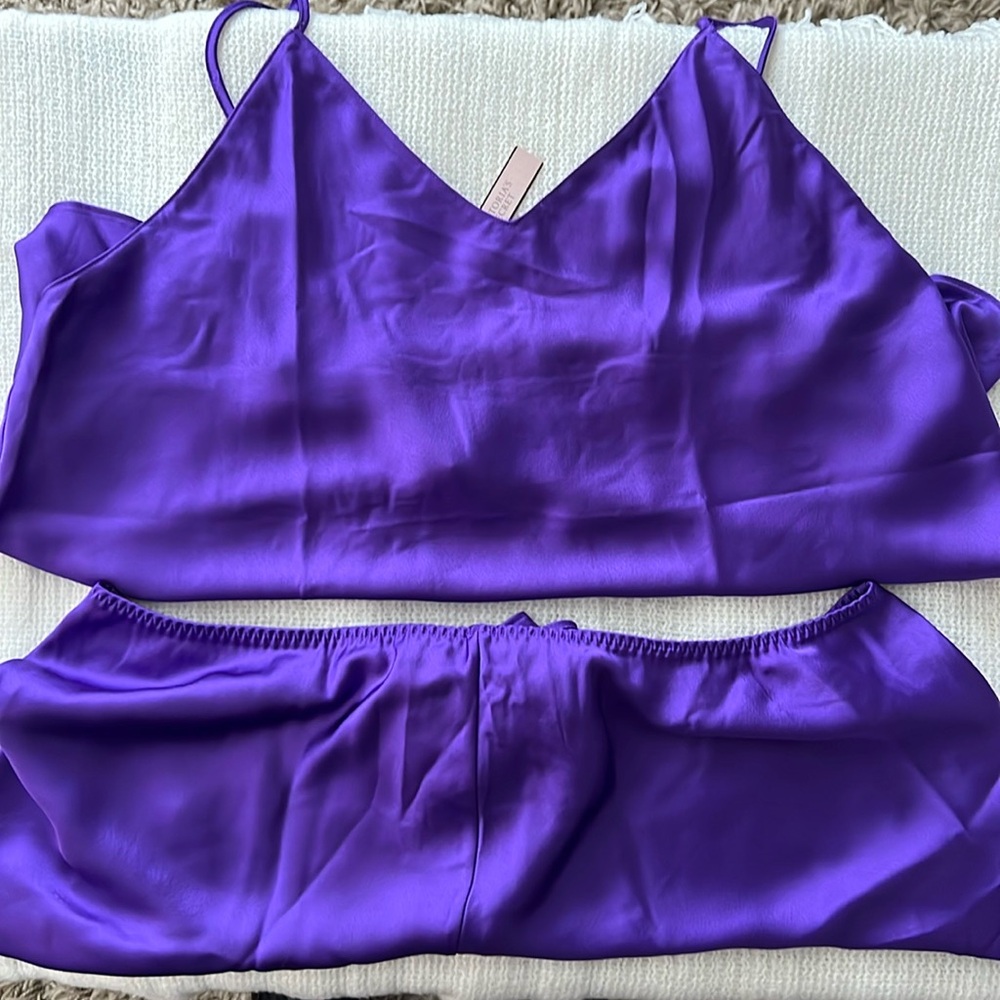 VS Satin cami set